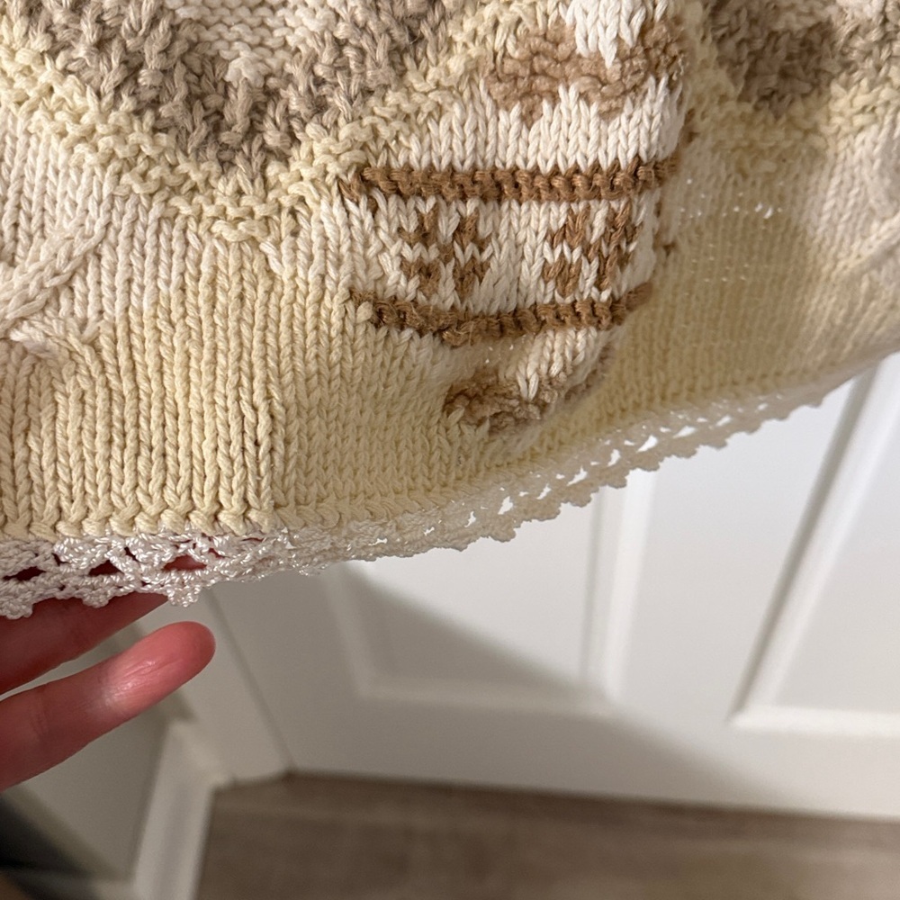 VINTAGE 90’s New York Style Hand-Knit Chunky Boho Sweater Ivory/Tan Medium - Picture 5 of 6